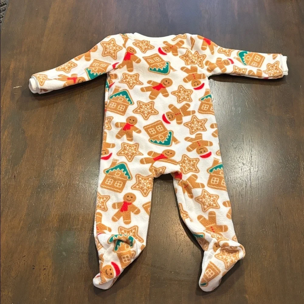 Gingerbread Print Kids fleece footie